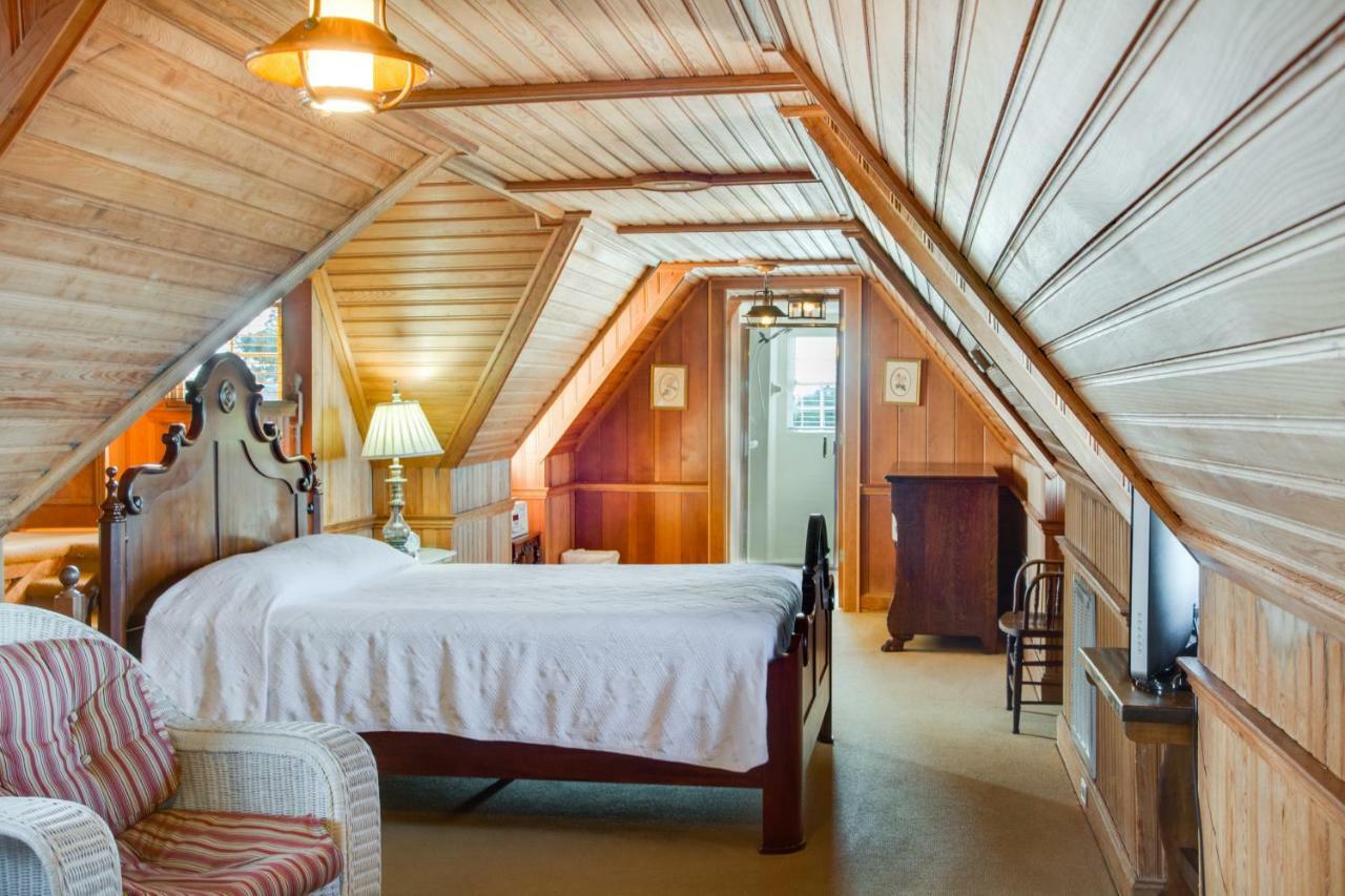 The Castle Hotel Ocracoke
